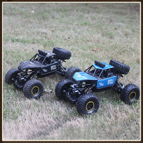 Rock Crawler Off Road 4x4 - Carrinho de Controle Remoto Preto 28cm